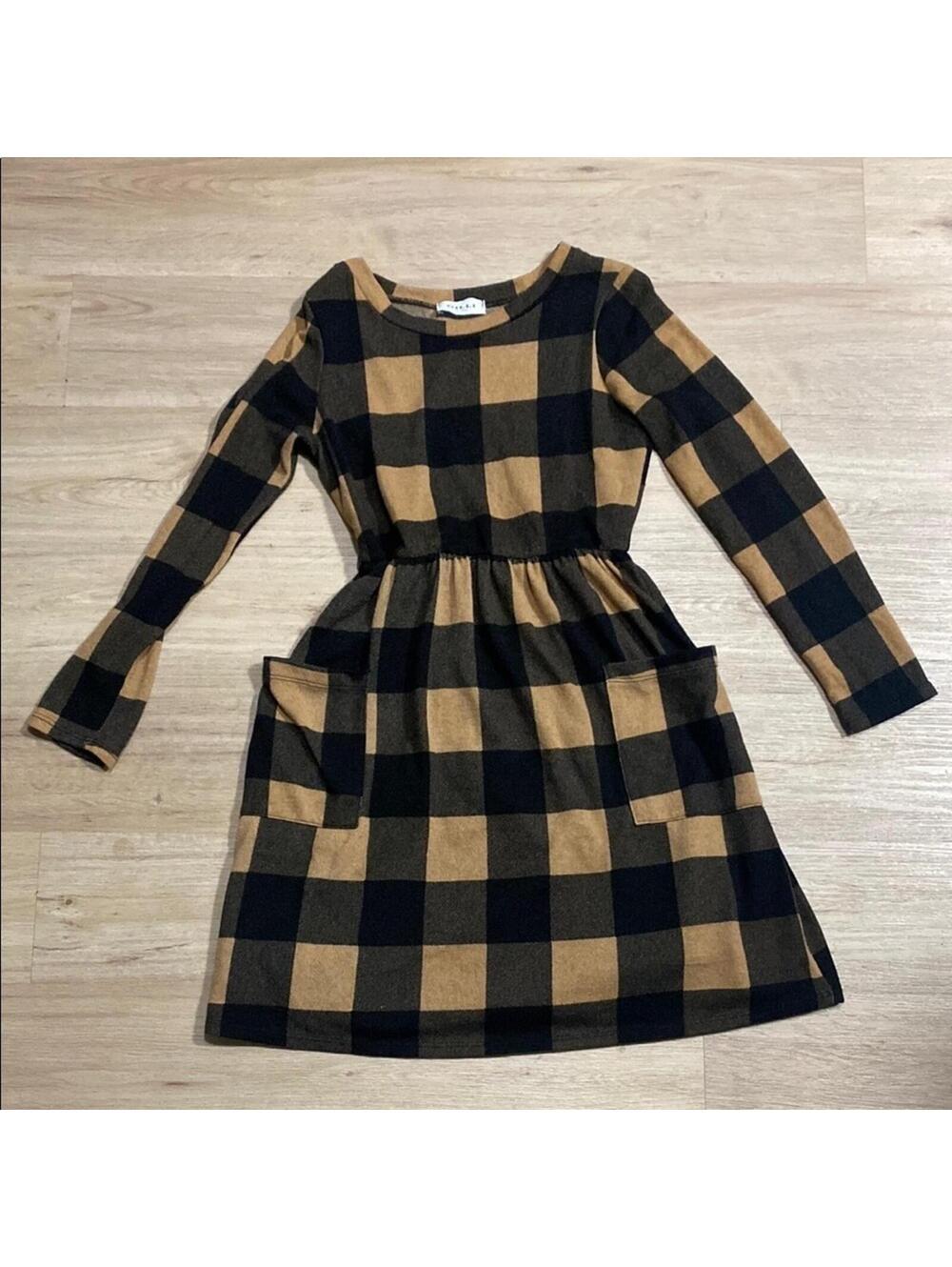 Gilli Black and Tan Plaid Long Sleeve Dress